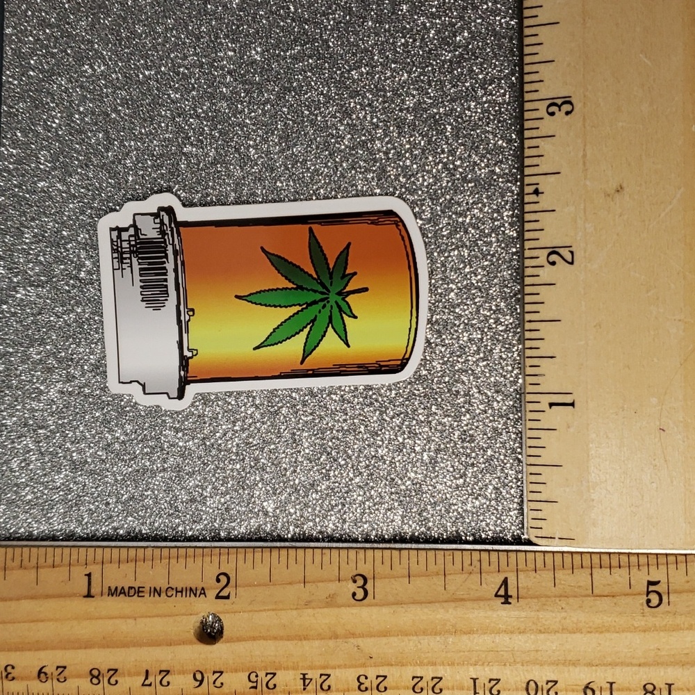 ART WATERPOOF Sticker Bottle - Picture 2 of 7